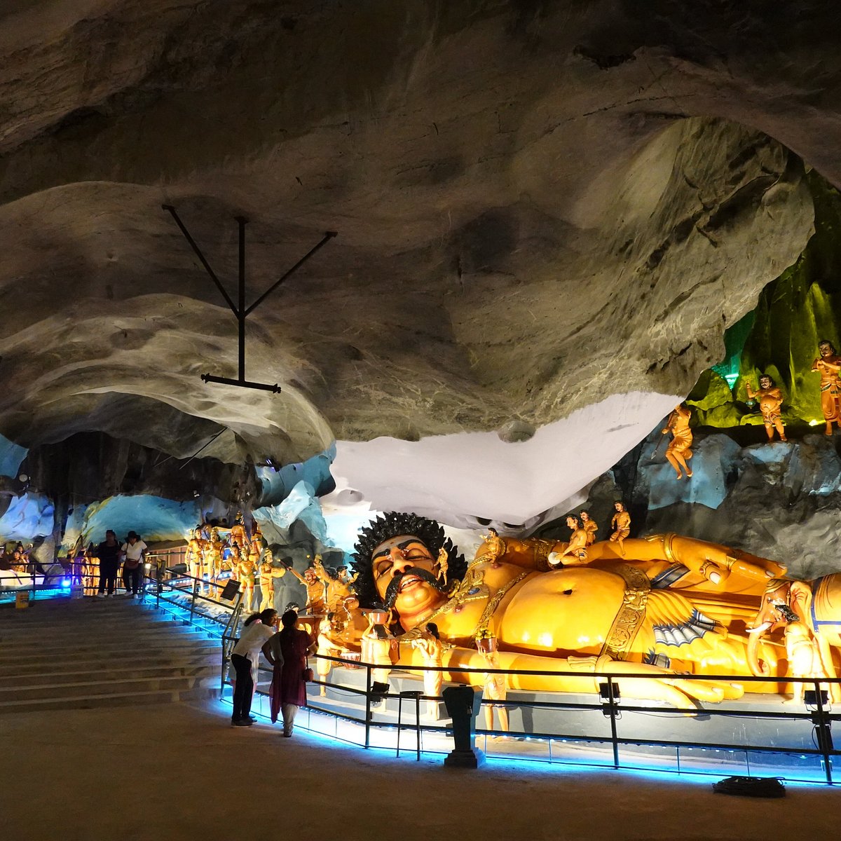 Cultural Insights at Batu Caves
